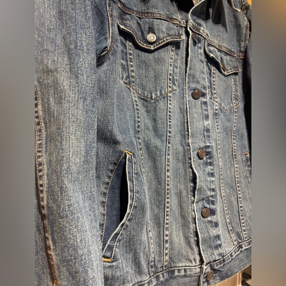 Vintage Y2K 2003 The Gap Denim Medium Wash Jean Jacket Men's Large EUC - Picture 5 of 8